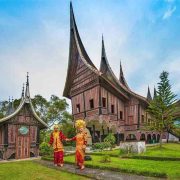 Paket Tour Bukittinggi Padang 4D3N