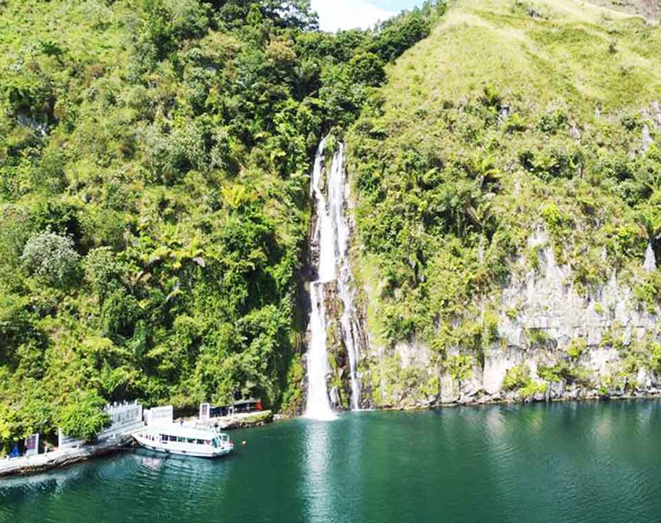 Air Terjun Situmurun