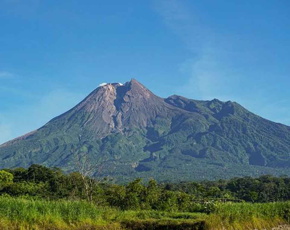 Gunung Marapi Sumatera Barat