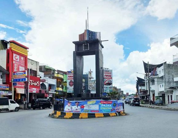 Kota Balige | Gerbang Budaya & Hub di Danau Toba Selatan