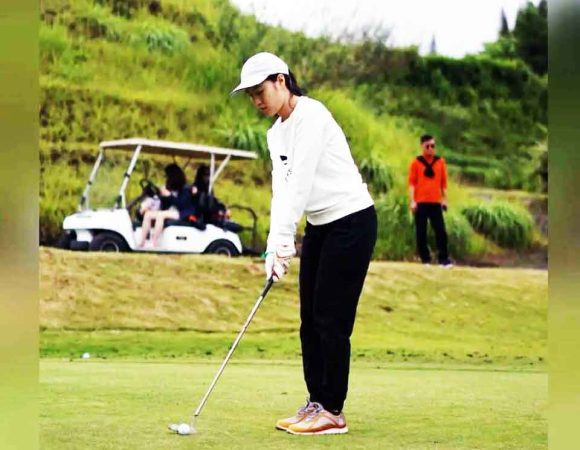 Mini Golf Taman Simalem Resort | Keseruan Berlatar Danau Toba