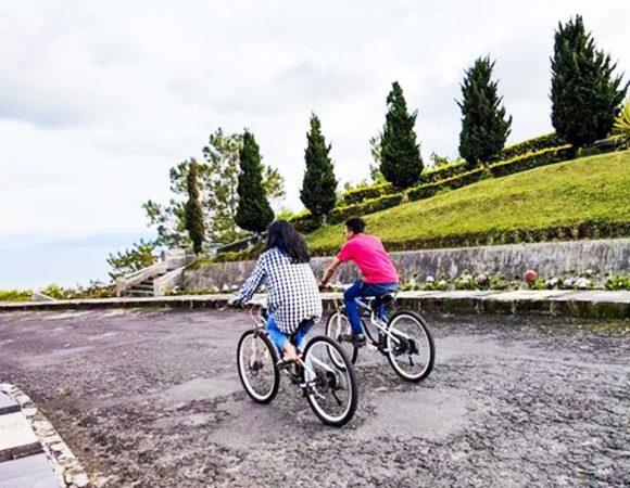 Sehat & Segar | Aktivitas Bersepeda di Taman Simalem Resort