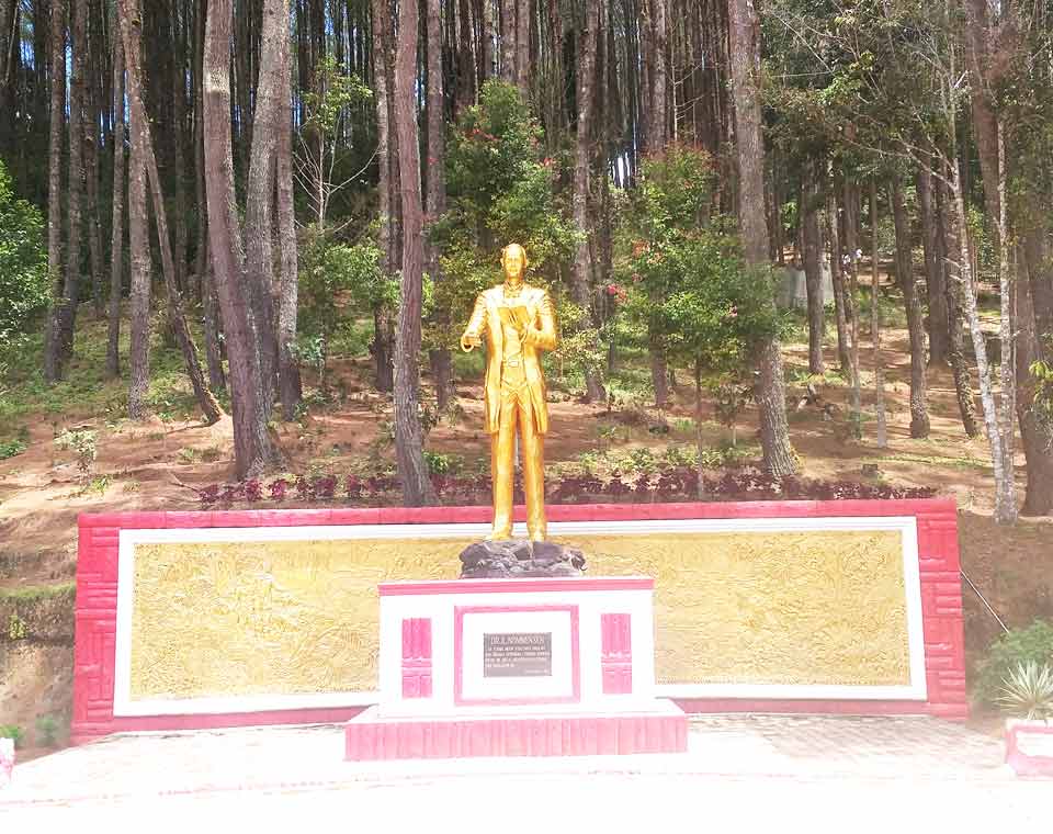 Salib Kasih Tarutung