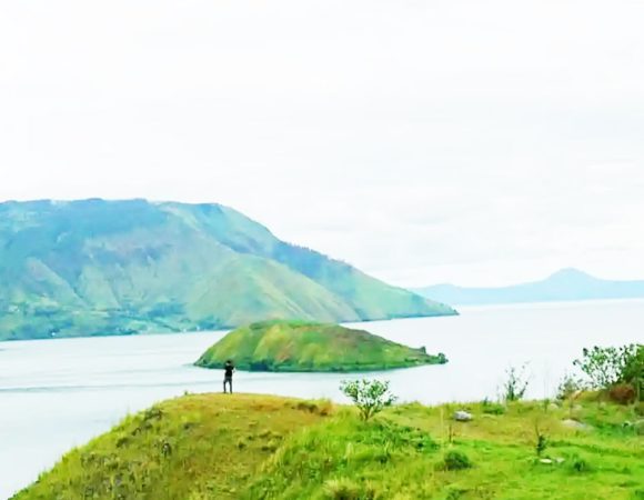Bukit Burung | Tempat Mengintip Keindahan Pulau Tulas Samosir