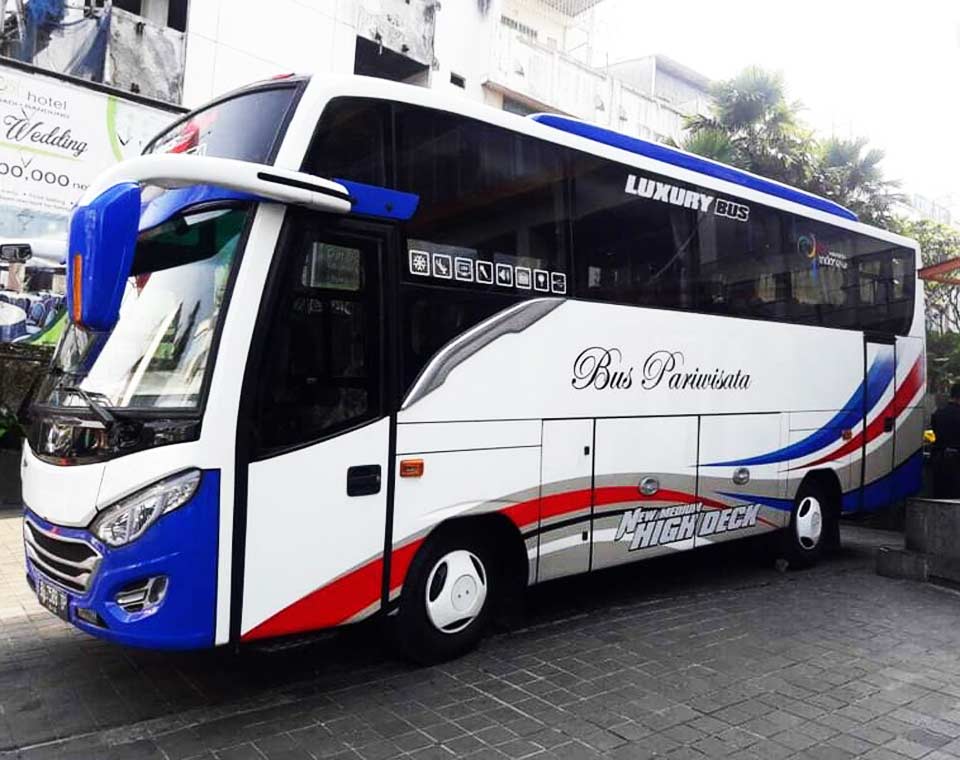 Bus Medium Medan