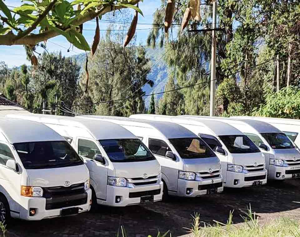 Rental Hiace Medan