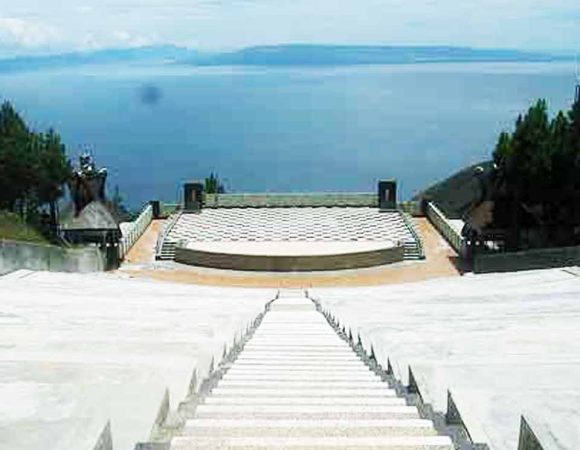 Amphitheatre | Ikon Wisata Karo di Taman Simalem Resort