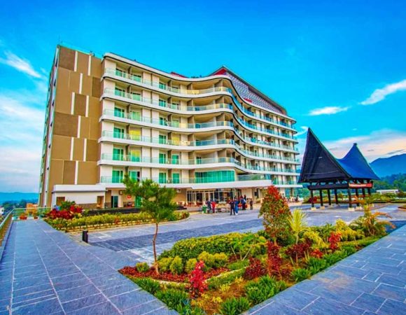 Hotel Labersa Toba | Staycation Keluarga Terbaik di Balige
